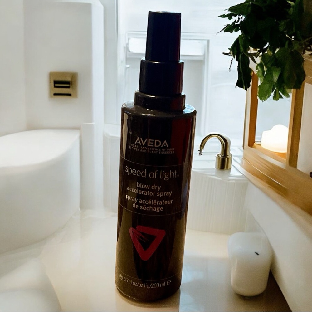 AVEEDA Speed of Light Blow Dry Accelerator Spray 6.7 fl oz.